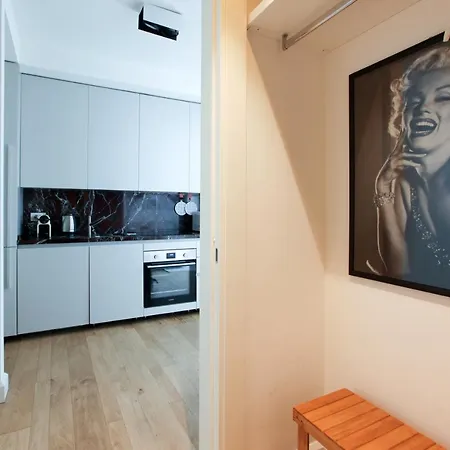 Apartamento Fresh And Elegant Pta Venezia District Milán