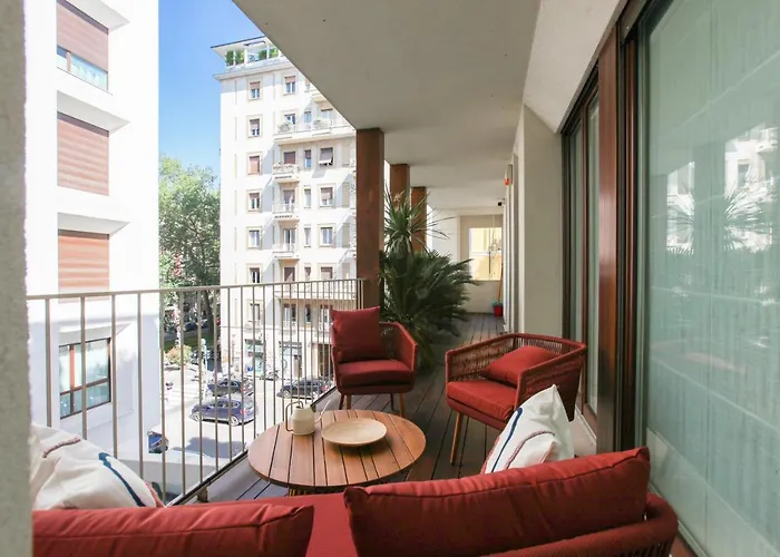 Fresh And Elegant Pta Venezia District Apartment Mailand