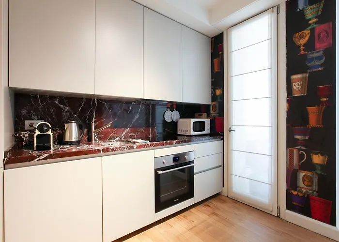 Fresh And Elegant Pta Venezia District Apartment Mailand